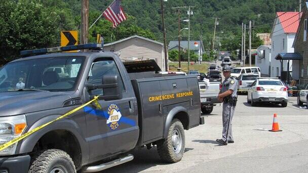 3 Kentucky officers killed, several hurt by gunman who opened fire at his home