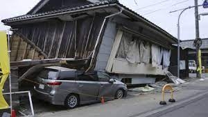 Illinois’s interstate reopens after over 70 cars collided during a dust storm, leaving at least 7 people dead.