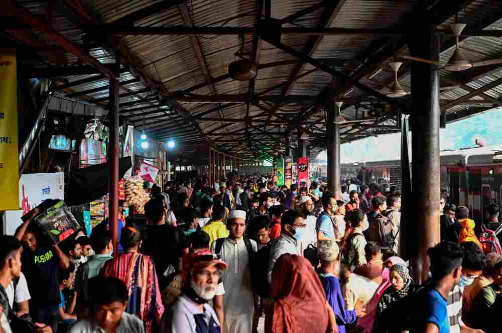 People return home during the Eid al-Fitr festival in Bangladesh.