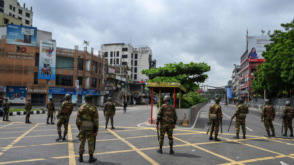 Bangladesh Curfew Causes Widespread Suffering Among General Public