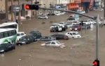 Heavy Rains Cause Flooding in Mecca, Saudi Arabia