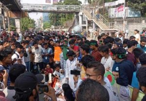 7 College Students Block Science Lab Intersection in Bangladesh