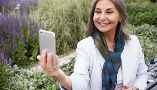 A Selfie Can Now Reveal Your Biological Age and Health Condition